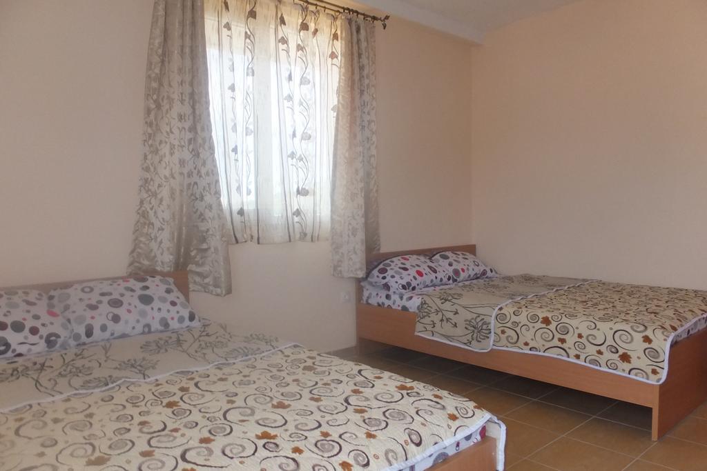 Apartments Maja Dojran 部屋 写真