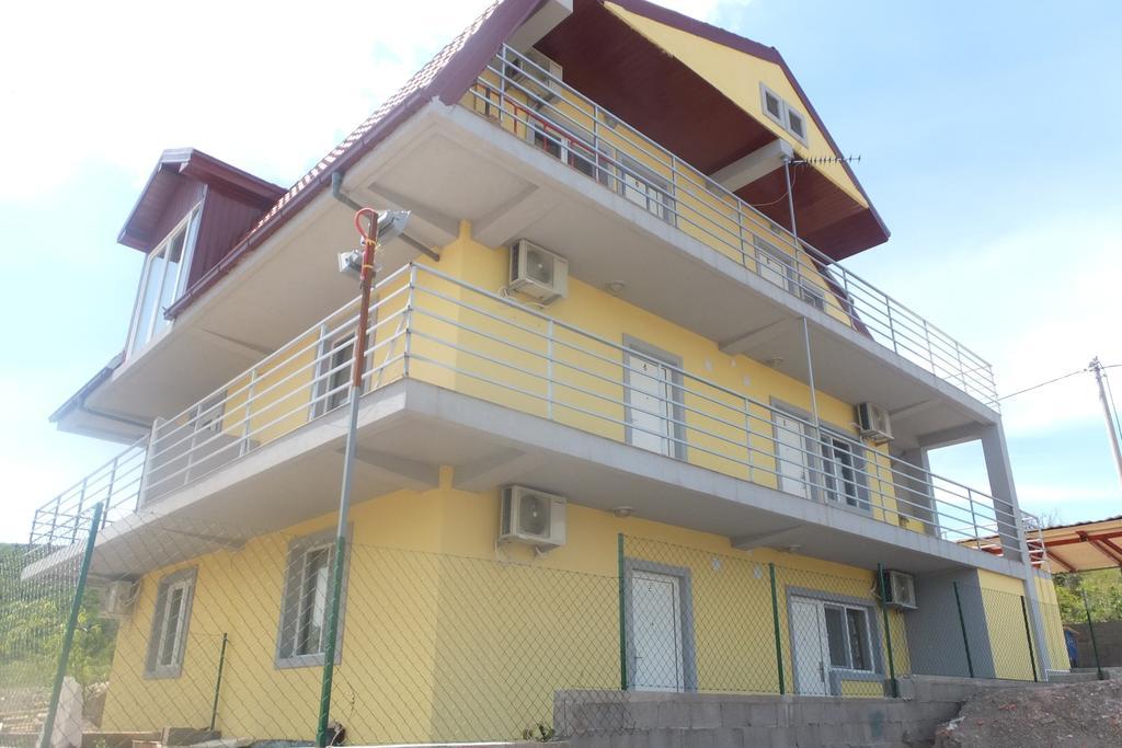 Apartments Maja Dojran 部屋 写真